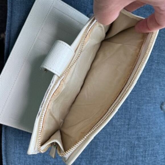 Furla Long Wallet - Women’s - Size 8x4 White - Picture 7 of 10